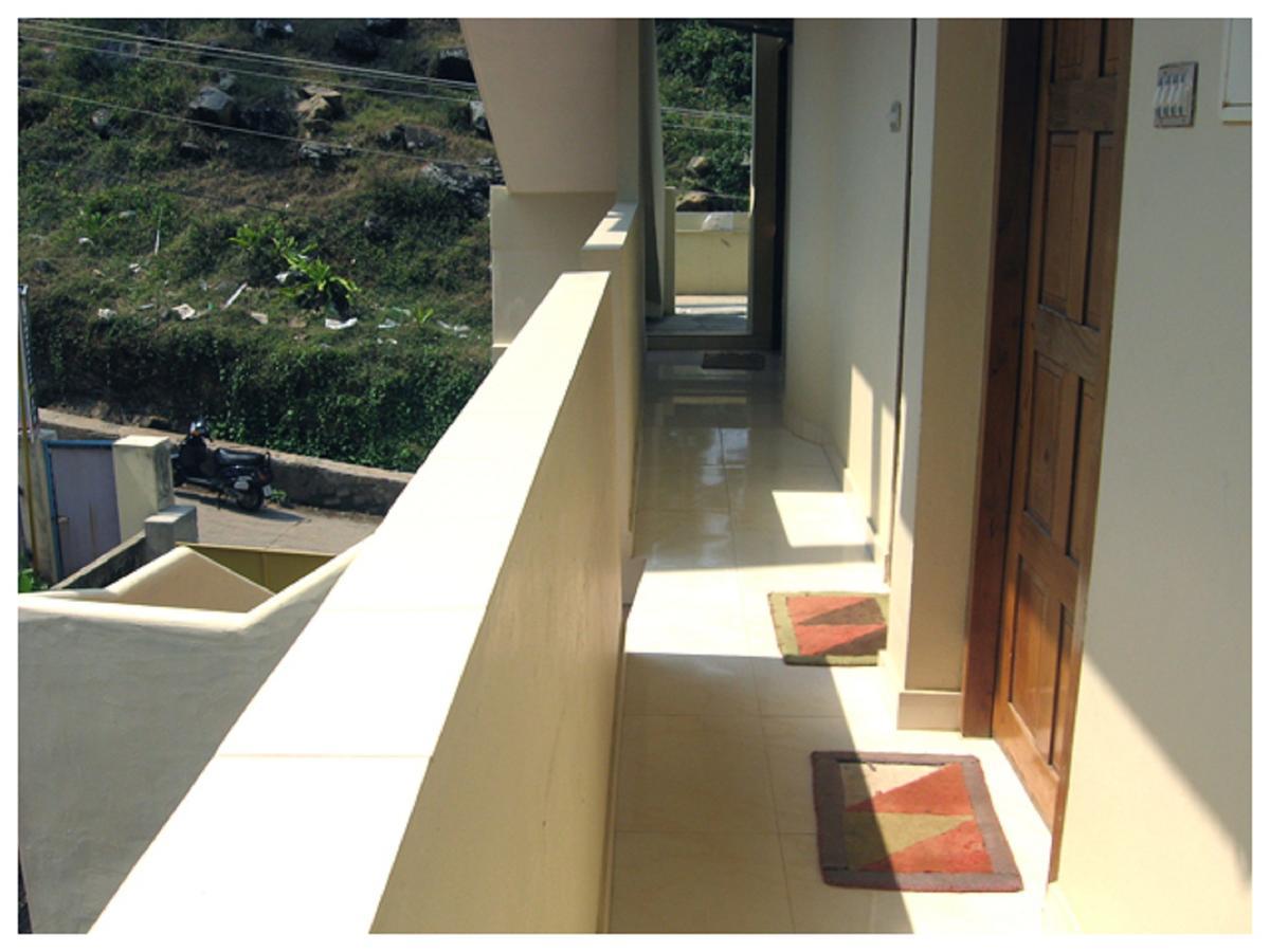 Seaflower Beach Resort Kovalam Bagian luar foto