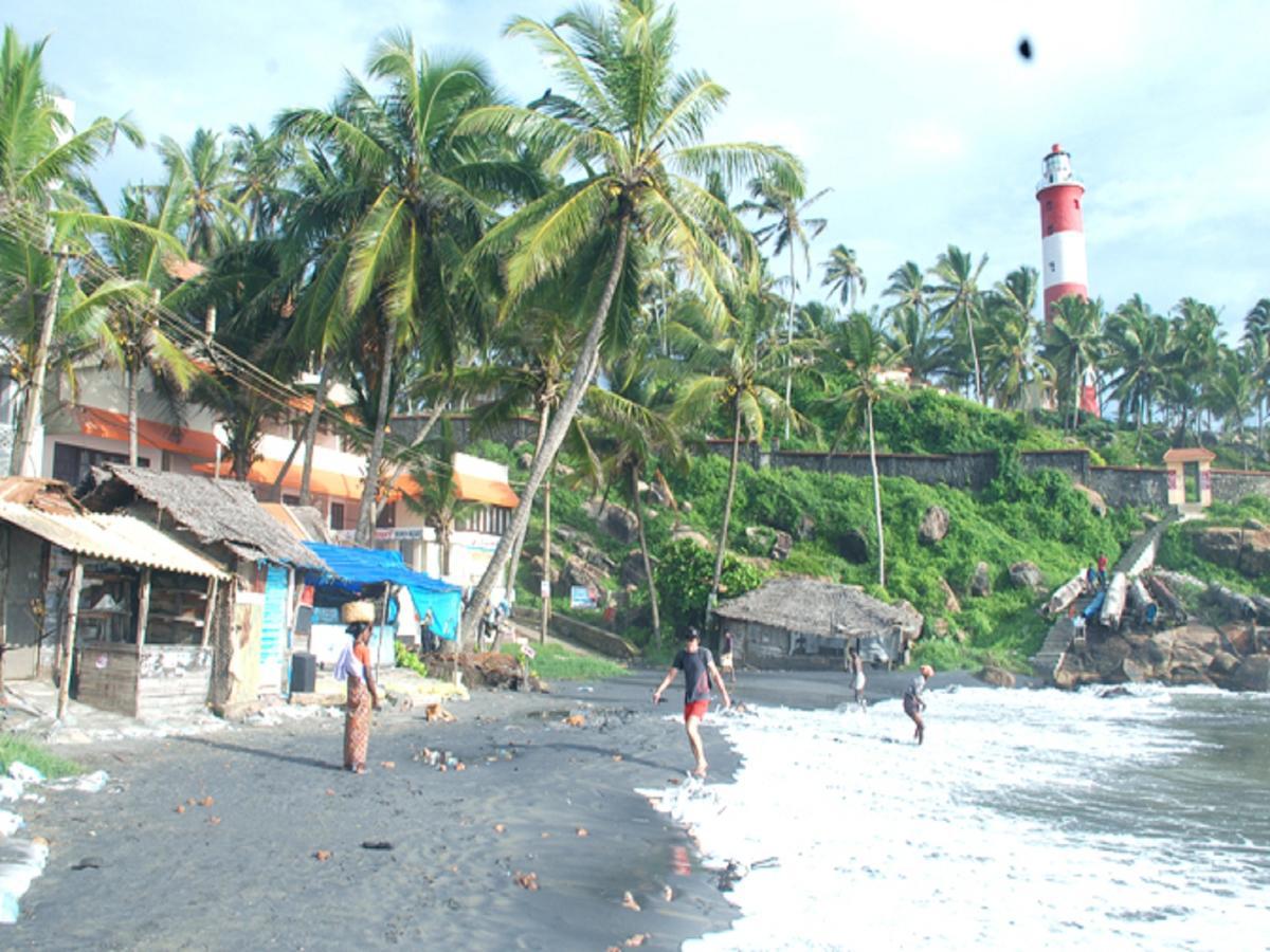 Seaflower Beach Resort Kovalam Bagian luar foto